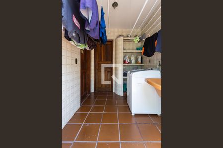 Casa à venda com 200m², 3 quartos e 5 vagasLavanderia