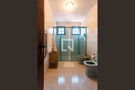 Casa à venda com 200m², 3 quartos e 5 vagasBanheiro