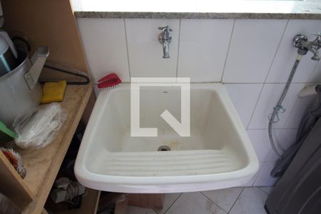 Casa à venda com 400m², 3 quartos e 7 vagasLavanderia