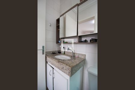 Casa à venda com 400m², 3 quartos e 7 vagasBanheiro da Suíte 2