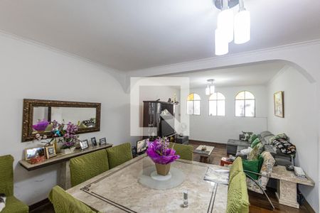 Sala de casa à venda com 3 quartos, 290m² em Vila Carrao, São Paulo