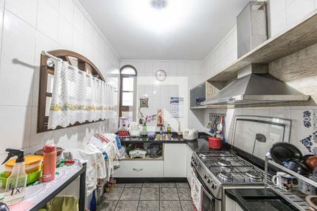 Casa à venda com 290m², 3 quartos e 2 vagas Casa à venda com 290m², 3 quartos e 2 vagasCozinha