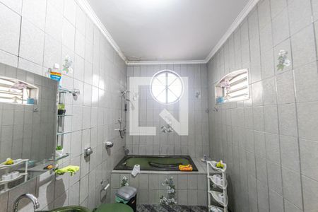 Banheiro Social de casa à venda com 3 quartos, 290m² em Vila Carrao, São Paulo