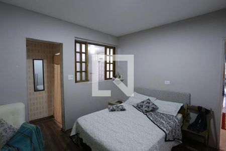 Casa à venda com 270m², 4 quartos e 2 vagasSuíte - Casa 2