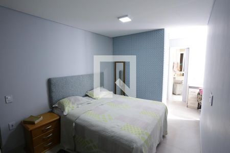 Casa à venda com 270m², 4 quartos e 2 vagasSuíte 2 - Casa 1