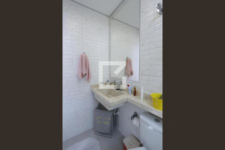 Casa à venda com 270m², 4 quartos e 2 vagasBanheiro da Suíte 2 - Casa 1