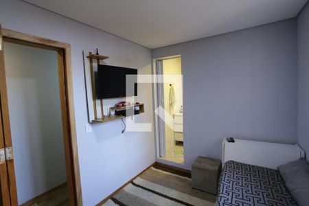 Casa à venda com 270m², 4 quartos e 2 vagasSuíte 1 - Casa 1