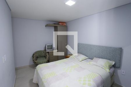 Casa à venda com 270m², 4 quartos e 2 vagasSuíte 2 - Casa 1