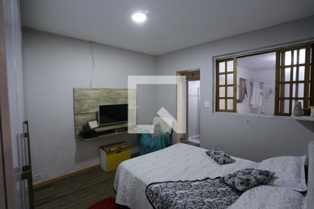 Casa à venda com 270m², 4 quartos e 2 vagasSuíte - Casa 2