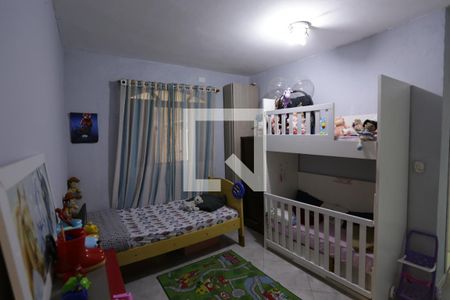 Casa à venda com 270m², 4 quartos e 2 vagasQuarto - Casa 2