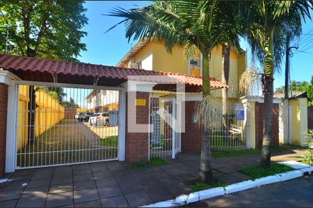Casa de condomínio à venda com 70m², 2 quartos e 1 vagaFachada