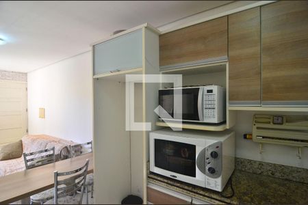 Casa de condomínio à venda com 70m², 2 quartos e 1 vagaCozinha