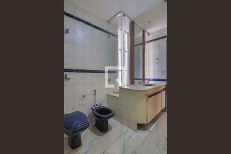 Apartamento para alugar com 170m², 4 quartos e 2 vagasBanheiro Quarto Suíte