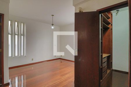 Apartamento para alugar com 170m², 4 quartos e 2 vagasQuarto Suíte