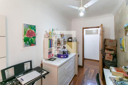 Casa à venda com 200m², 4 quartos e 4 vagasQuarto 2