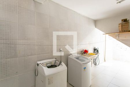 Casa à venda com 200m², 4 quartos e 4 vagasÁrea de Serviço