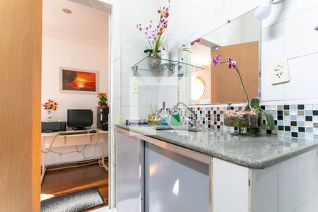 Casa à venda com 200m², 4 quartos e 4 vagasBanheiro Social