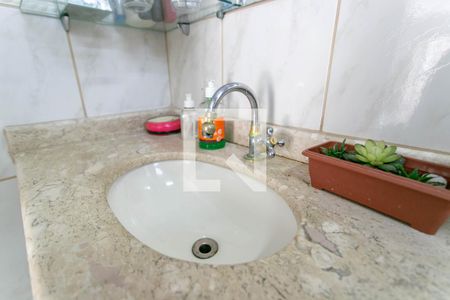 Casa à venda com 200m², 4 quartos e 4 vagasBanheiro Social 2