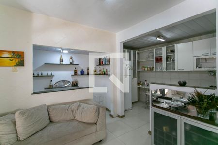 Casa à venda com 200m², 4 quartos e 4 vagasSala de Estar 2