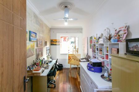 Casa à venda com 200m², 4 quartos e 4 vagasQuarto 2