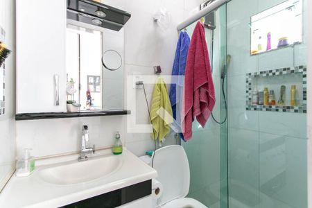 Casa à venda com 200m², 4 quartos e 4 vagasBanheiro da Suíte