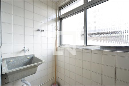 Apartamento à venda com 70m², 2 quartos e 1 vagaÁrea de Serviço