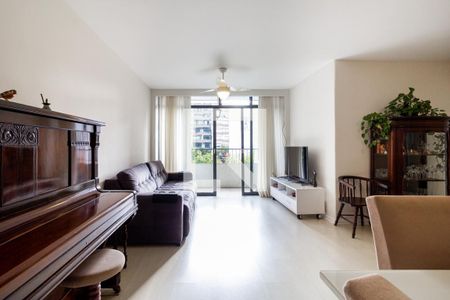 Sala de apartamento à venda com 3 quartos, 100m² em Vila Olímpia, São Paulo