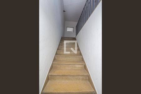 Escada Acesso Sala de casa à venda com 3 quartos, 200m² em Alto da Lapa, São Paulo