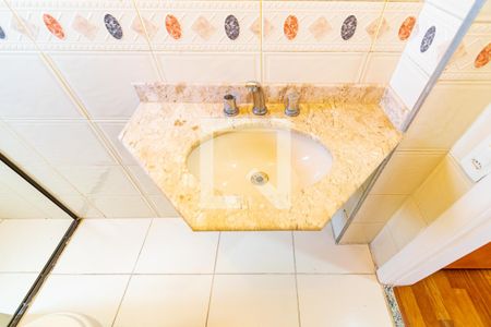 Apartamento à venda com 170m², 3 quartos e 2 vagasBanheiro da Suíte 2