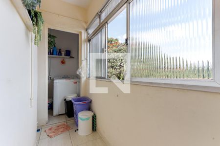 Apartamento à venda com 96m², 3 quartos e 1 vagaÁrea de Serviço