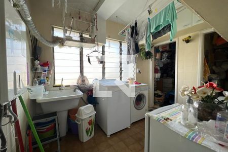 Apartamento à venda com 130m², 3 quartos e 2 vagasÁrea de Serviço