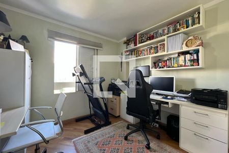 Apartamento à venda com 130m², 3 quartos e 2 vagasQuarto 2