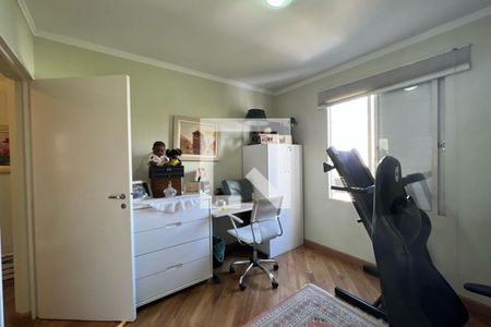 Apartamento à venda com 130m², 3 quartos e 2 vagasQuarto 2