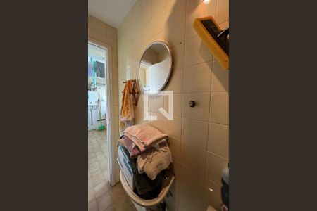 Apartamento à venda com 130m², 3 quartos e 2 vagasBanheiro de Serviço