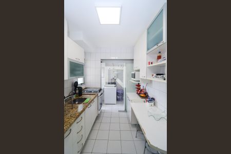 Apartamento à venda com 72m², 3 quartos e 2 vagasCozinha