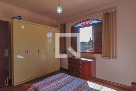 Casa à venda com 360m², 6 quartos e 2 vagasQuarto 2