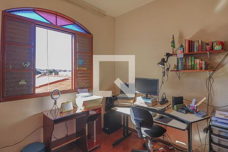 Casa à venda com 360m², 6 quartos e 2 vagasQuarto 3