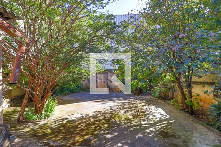 Casa à venda com 360m², 6 quartos e 2 vagasQuintal