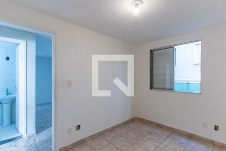 Quarto 1 de apartamento para alugar com 2 quartos, 42m² em Jardim Torino, Cotia