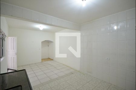 Cozinha de casa para alugar com 1 quarto, 28m² em Vila Moraes, São Paulo