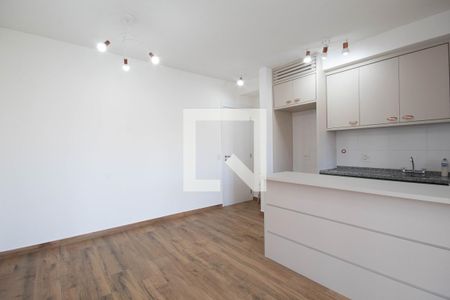 Sala de apartamento para alugar com 2 quartos, 54m² em Umuarama, Osasco