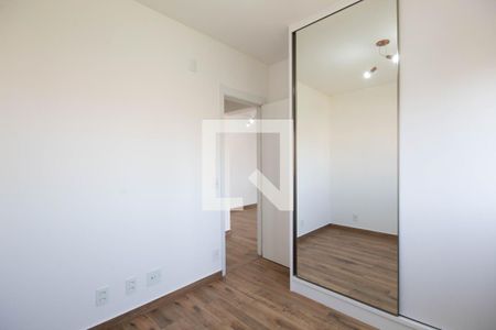 Quarto 1 de apartamento para alugar com 2 quartos, 54m² em Umuarama, Osasco
