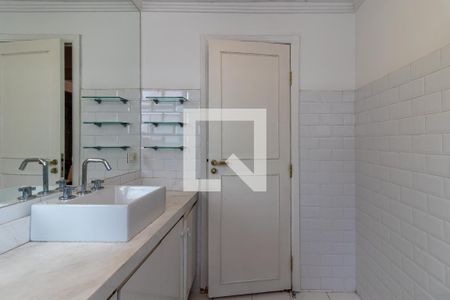 Apartamento à venda com 95m², 2 quartos e sem vagaBanheiro