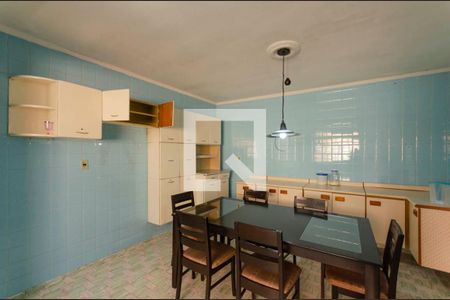 Casa à venda com 157m², 7 quartos e 1 vaga Casa à venda com 157m², 7 quartos e 1 vagaCasa 1 Cozinha