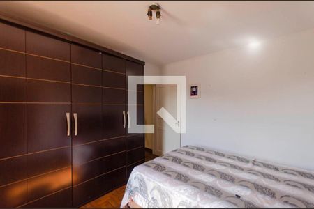 Casa à venda com 157m², 7 quartos e 1 vaga Casa à venda com 157m², 7 quartos e 1 vagaCasa 2 Quarto 1