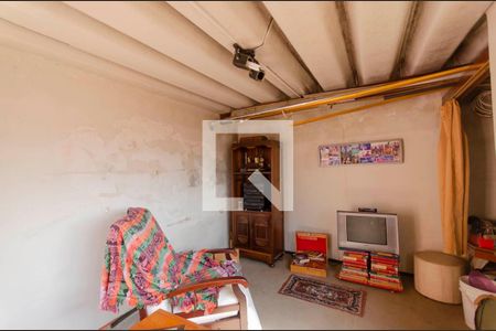 Casa à venda com 157m², 7 quartos e 1 vaga Casa à venda com 157m², 7 quartos e 1 vagaCasa 1 Quarto de Serviço