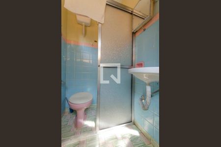 Casa à venda com 157m², 7 quartos e 1 vaga Casa à venda com 157m², 7 quartos e 1 vagaCasa 1 Banheiro Suíte