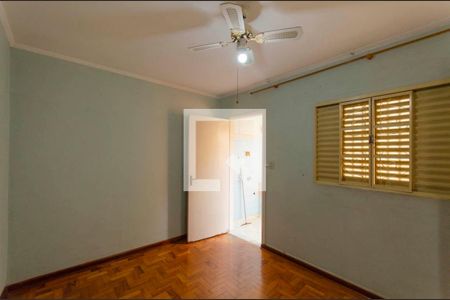 Casa à venda com 157m², 7 quartos e 1 vaga Casa à venda com 157m², 7 quartos e 1 vagaCasa 1 Suíte