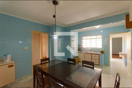 Casa à venda com 157m², 7 quartos e 1 vaga Casa à venda com 157m², 7 quartos e 1 vagaCasa 1 Cozinha