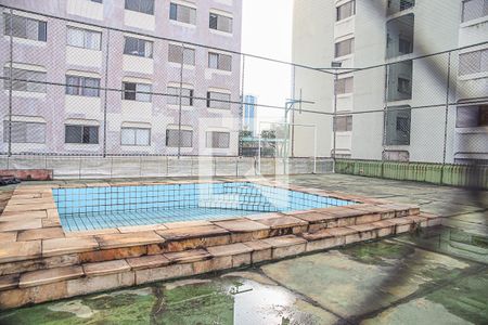 Apartamento à venda com 93m², 3 quartos e 1 vaga Apartamento à venda com 93m², 3 quartos e 1 vagaÁrea comum - Piscina